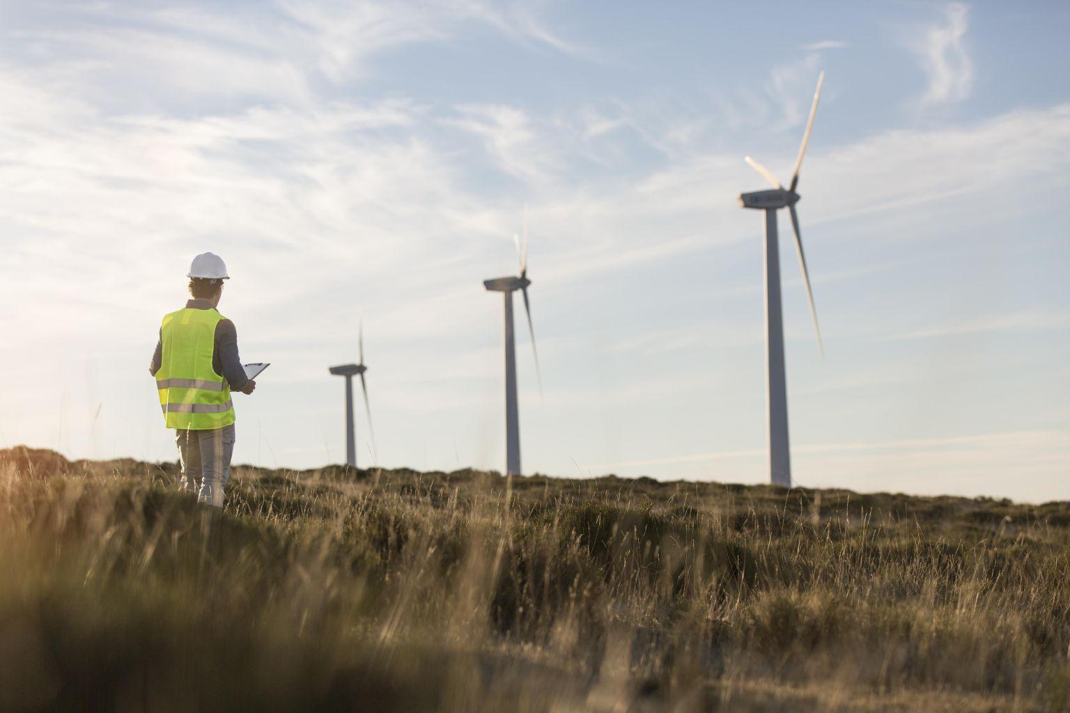 wind-farms-fields-1536x1024.jpg